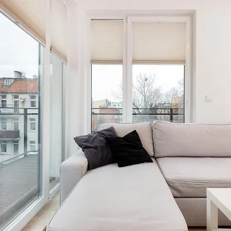 Apartment Nowa Grobla Estate Near Starowka By Renters