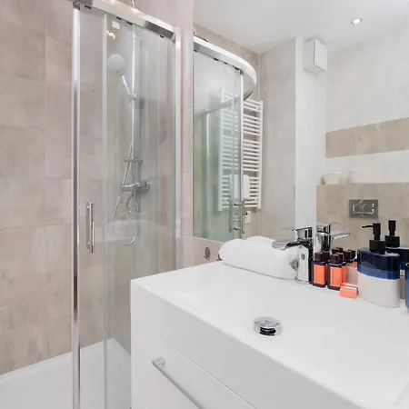 Nowa Grobla Estate Near Starowka By Renters * Gdansk